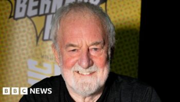 Bernard Hill pictured at Manchester Comic Con in 2022