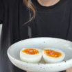Make 'perfect' soft boiled eggs with jammy yolks using chef's ice hack