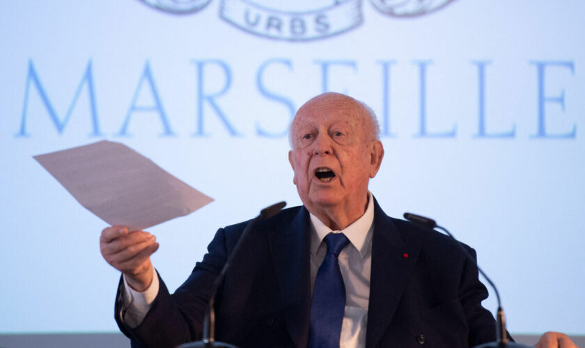 Mort de Jean-Claude Gaudin : « Il était Marseille faite homme », salue Emmanuel Macron