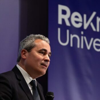 Renault lanza Reknow University para formar a 7.500 personas ante la transformación del sector