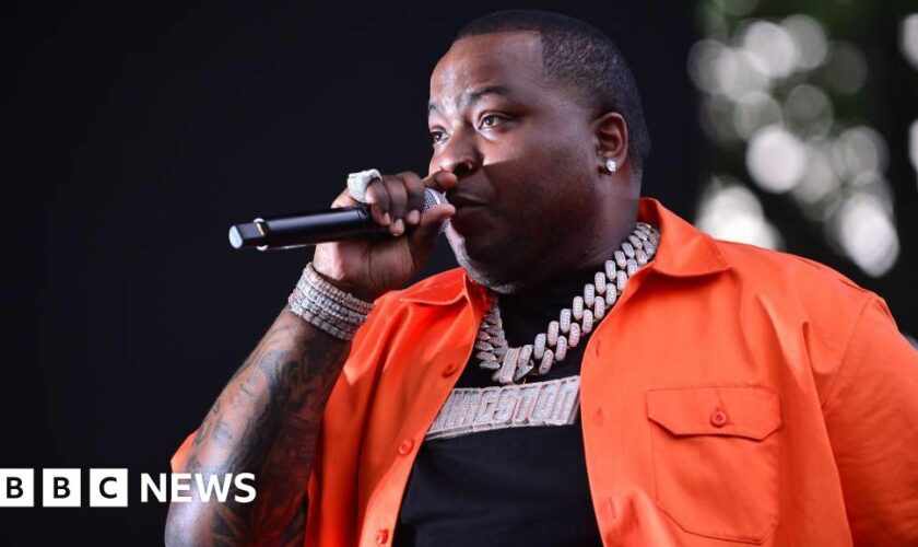 Sean Kingston's home raided after singer accused of not paying for huge TV