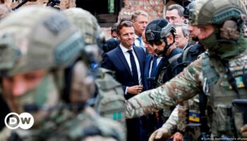 Ukraine updates: Russia warns France against sending troops