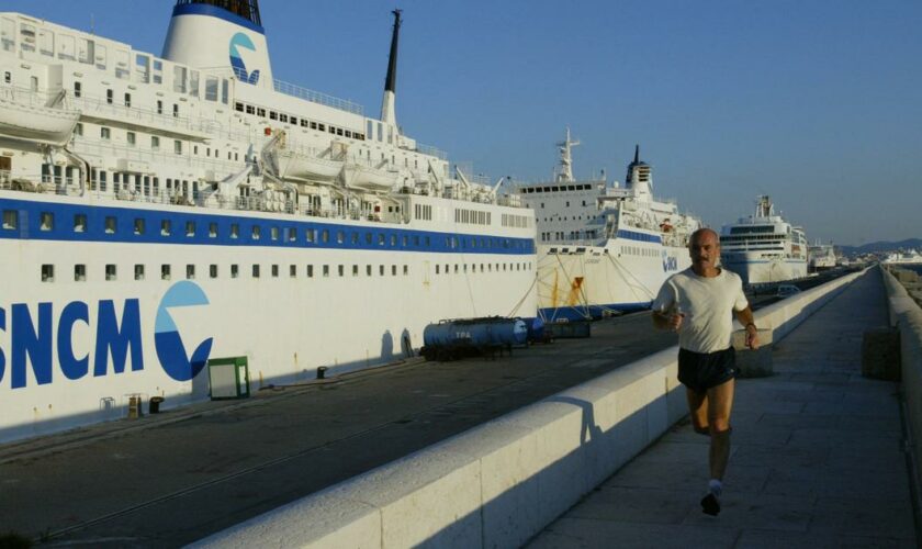 «Un bijou qu’on laisse se délabrer» : à Marseille, un collectif réclame la réouverture de la digue du large