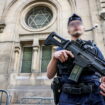 Val-de-Marne : un homme interpellé après avoir rôdé avec deux armes à feu près de la synagogue d’Ivry