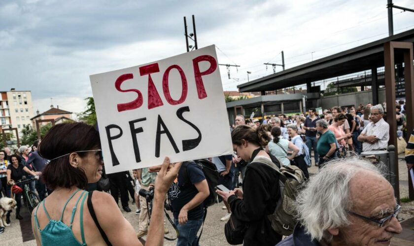 PFAS : le Sénat adopte une loi pour limiter la diffusion des polluants éternels