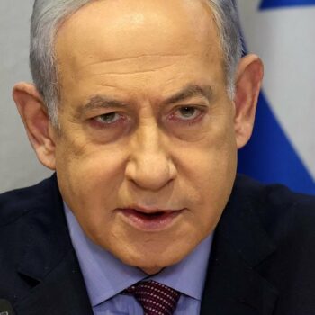 Le Premier ministre israélien Benjamin Netanyahu préside une réunion du cabinet à la Kirya, qui abrite le ministère israélien de la Défense, à Tel Aviv, le 31 décembre 2023
