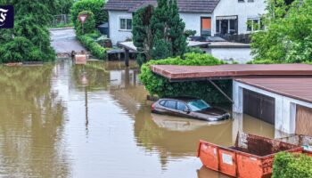 Pfaffenhofen: Feuerwehrmann stirbt bei Rettungsaktion in Hochwasser