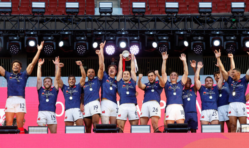 Rugby à 7 : les Bleus s'offrent leur premier titre mondial, les filles décrochent l'argent