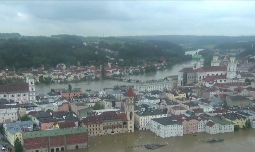 Erschütternde Bilder aus Passau – Altstadt überschwemmt