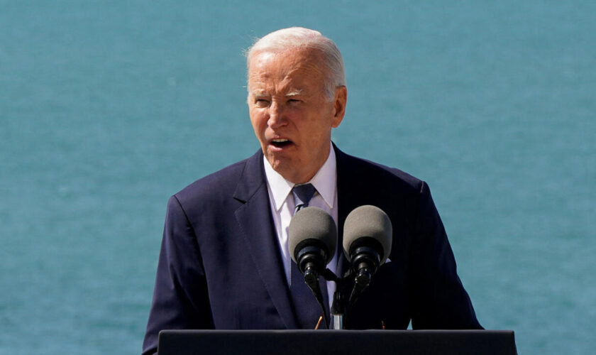 À la Pointe du Hoc, Joe Biden refuse de "croire que la grandeur des États-Unis est fanée"