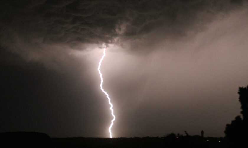 Orages, pluies et inondations : sept départements en vigilance orange ce dimanche