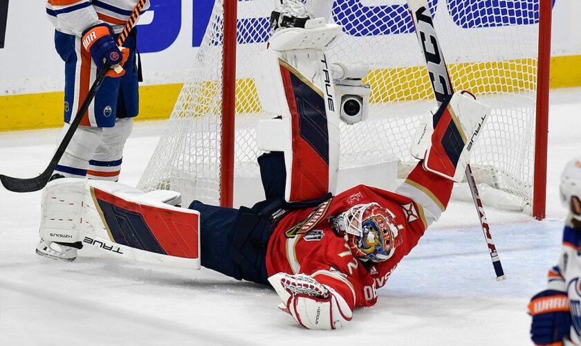 Panthers' Sergei Bobrovsky puts on goal-stopping show to help secure Game 1 win in Stanley Cup finals
