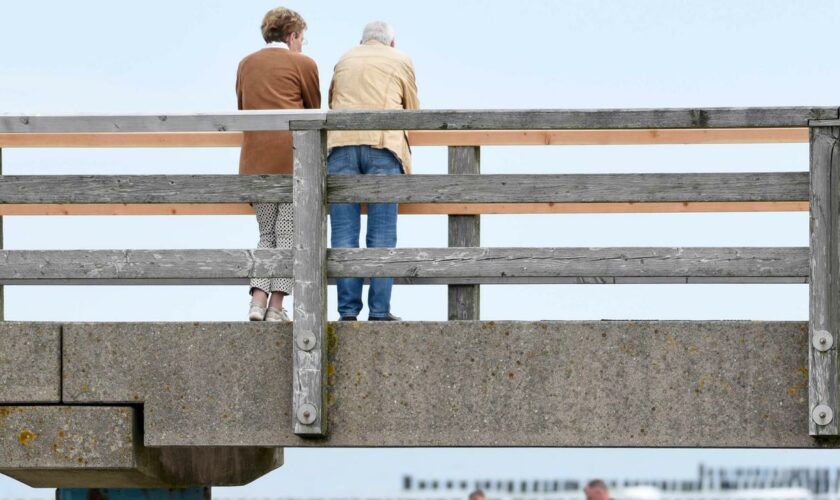 Rente: Menschen in Deutschland beziehen länger Rente