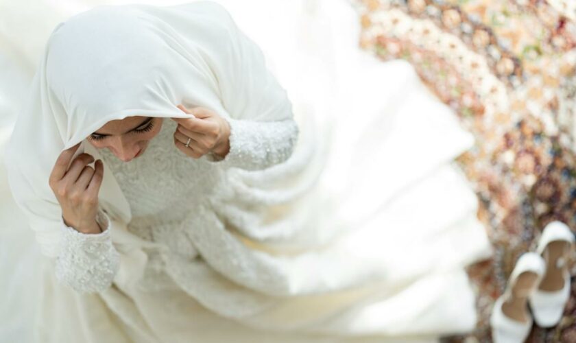 Wenn im Kinderzimmer die „Braut“ wartet – Warnung vor „Zwangsheiraten“ in den Ferien