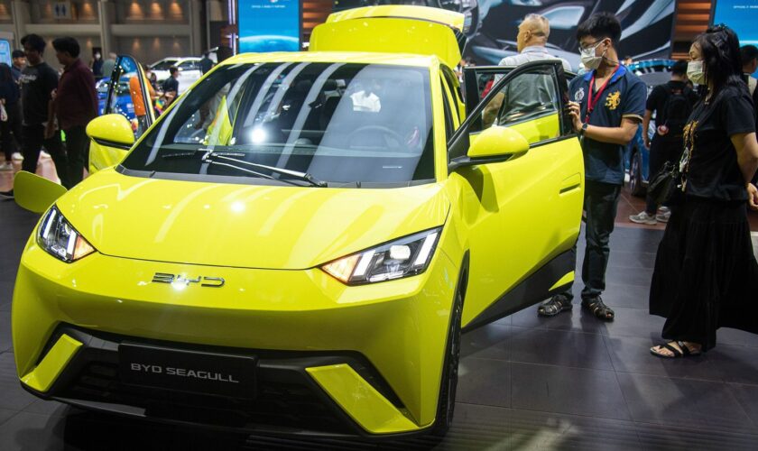 EU threatens additional tariffs on Chinese electric cars