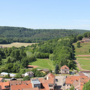 Ce village de France où Jordan Bardella a fait 100% : il a une histoire particulière avec l'Allemagne