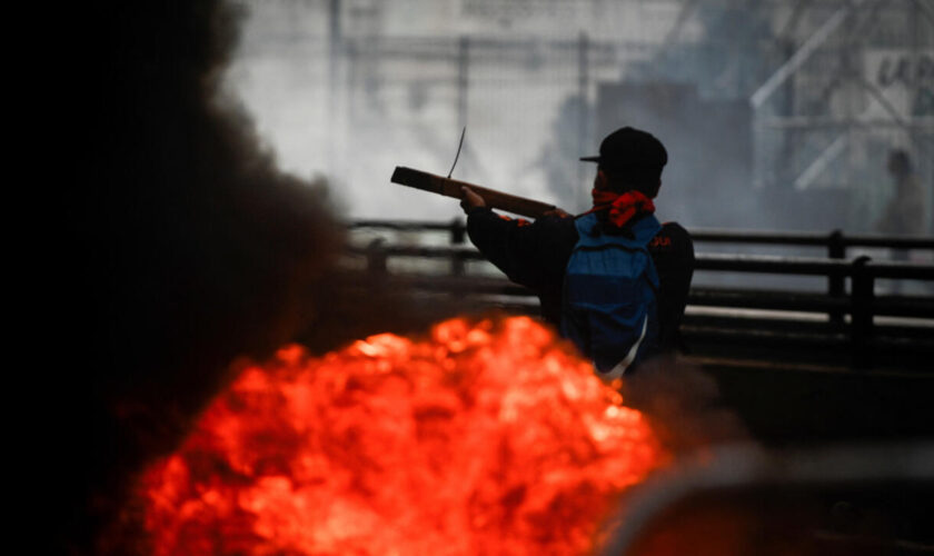 En Argentine, de violents affrontements éclatent en marge d'une manifestation anti-Milei