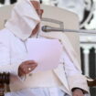 Une «atmosphère de tapettes» au Vatican : le pape François récidive dans l’homophobie