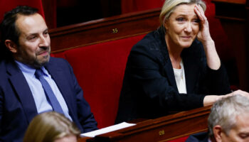 Quand le RN Sébastien Chenu défend une idée abandonnée depuis deux ans par Marine Le Pen