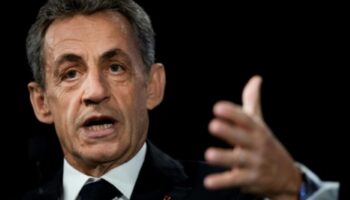 🔴 En direct : l'ancien président Nicolas Sarkozy estime que la France peut plonger dans le "chaos"