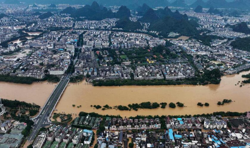 Chine : graves inondations dans le Sud, canicule et sécheresse record dans le Centre et le Nord