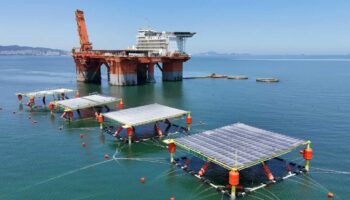 Des panneaux solaires flottants pour accélérer la transition énergétique en Afrique