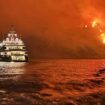 En Grèce, 13 personnes arrêtées après avoir déclenché un incendie en tirant un feu d’artifice depuis un yacht