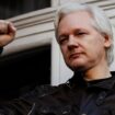 Julian Assange bientôt libre, pourquoi est-il un personnage si controversé ?