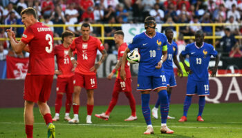 France-Pologne : malgré un but de Kylian Mbappé, les Bleus terminent à la deuxième place du groupe D