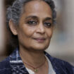 Menacée d’être désignée «terroriste» en Inde, l’autrice Arundhati Roy remporte un prix littéraire au Royaume-Uni