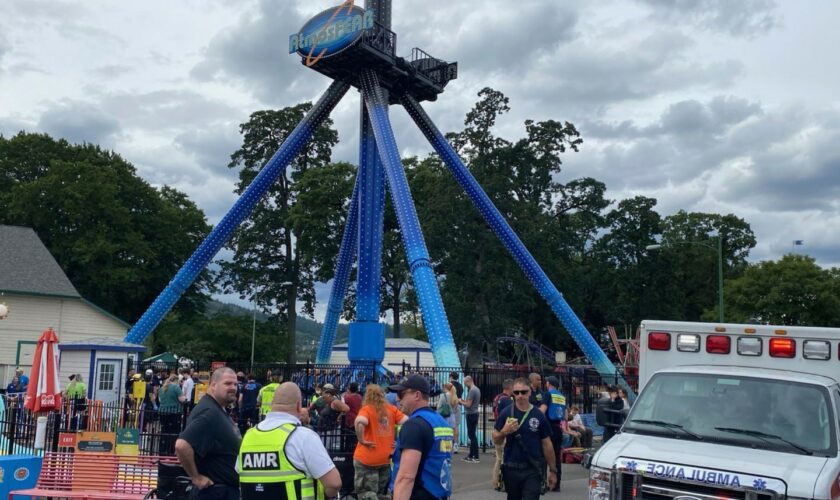 28 riders stuck upside down on amusement park ride for about 30 minutes