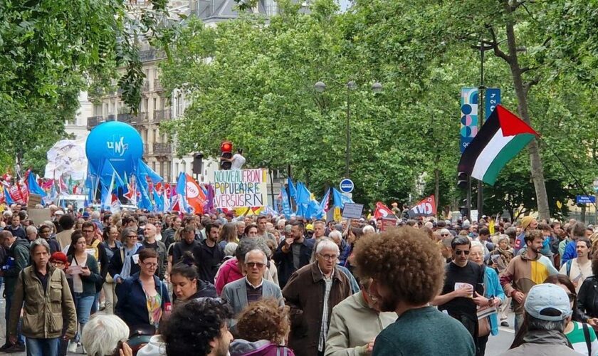 «Bardella, casse-toi !» : à Paris, une manifestation «contre l’extrême droite» bien moins rassembleuse qu’en 2002