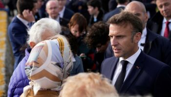 «Changer de sexe en mairie» : quelle était la position d’Emmanuel Macron en 2022 ?