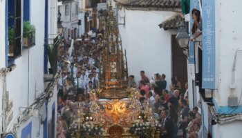 Corpus Christi en Córdoba, honores y alabanzas al Rey de la Gloria por las calles
