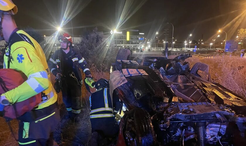 Dos muertos en un accidente de tráfico en una salida de la A-42 en Madrid