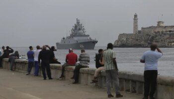 Estados Unidos y Rusia exhiben barcos y submarinos en aguas de Cuba