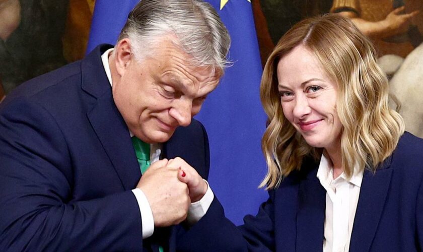 Giorgia Meloni et Viktor Orban affichent leur bonne entente