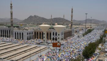 Hajj pilgrims die of heatstroke as Mecca temperatures hit 120 degrees