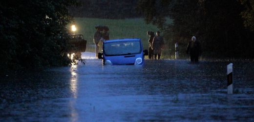 Hochwasser in Bayern und Baden-Württemberg: Kellernutzung meiden - Pegelstände steigen rapide an