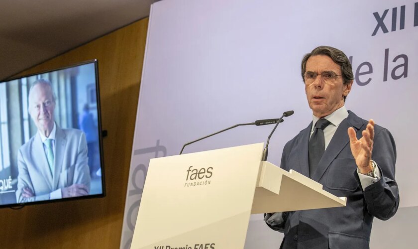 José María Aznar reivindica en Barcelona el 'pacto del Majestic' con Jordi Pujol: "No fue un chantaje para intercambiar investidura por impunidad y privilegio"