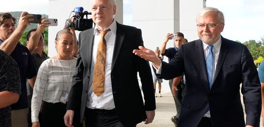 Julian Assange: WikiLeaks-Gründer bekennt sich vor US-Gericht auf Marianeninsel schuldig