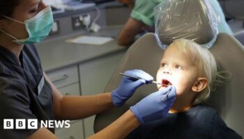 Labour pledges 100,000 urgent child dental appointments