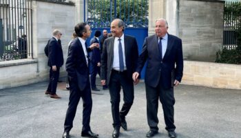 Législatives : Gérard Larcher et Bruno Retailleau soutiennent la candidature de Patrick Dray à Paris