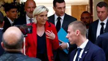 Législatives : Marine Le Pen désavoue un député RN qui estime que les postes de ministres doivent être occupés par des «franco-français».