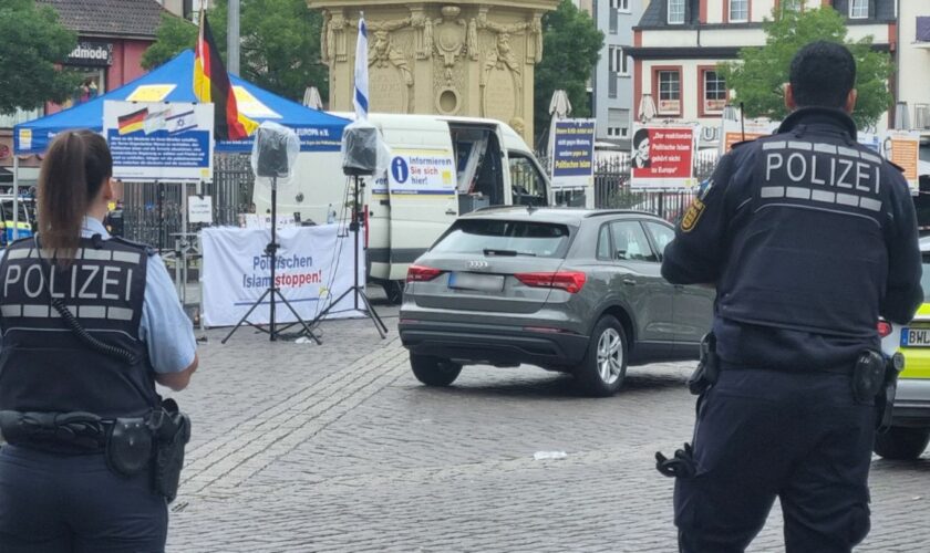 Mannheim: Reporter berichtet von Messerangriff: Polizei schoss Tatverdächtigen "handlungsunfähig"