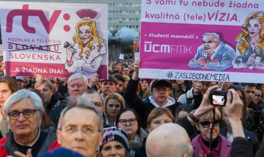 Zehntausende hatten zuvor gegen die Auflösung der öffentlich-rechtlichen Sendeanstalt RTVS in der Slowakei protestiert. Foto: Ja