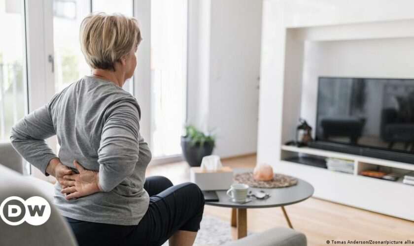 Regular walking can reduce back pain recurrence, study finds