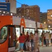 Servicio nocturno especial del TRAM de Alicante hoy por la Entrada de Bandas de las Hogueras