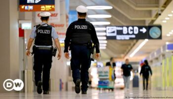 Suspected IS supporter arrested at Cologne airport