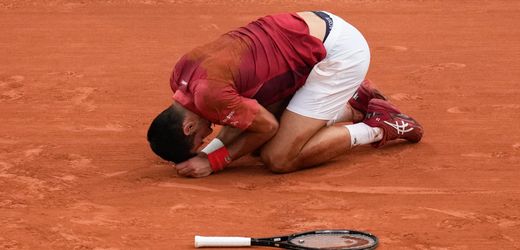 Tennis: Novak Djokovic unterzieht sich Knieoperation nach Verletzung bei den French Open